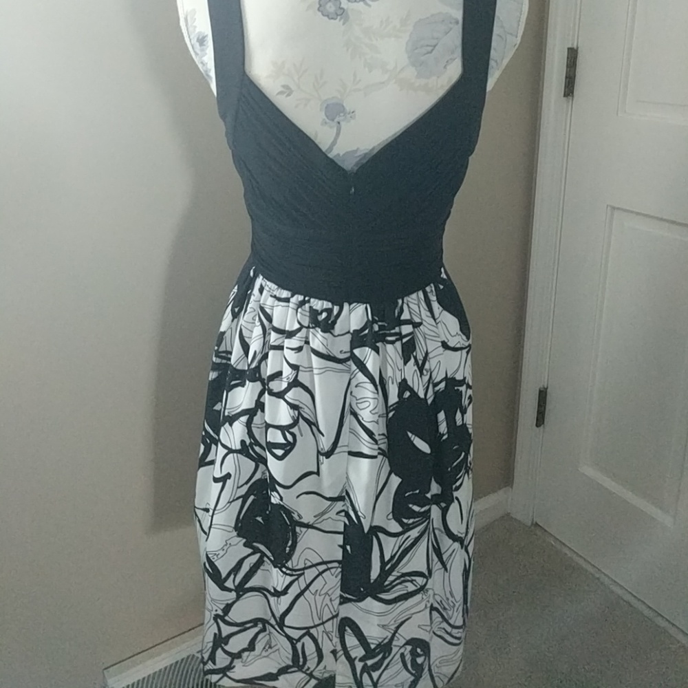 Bcbg Dress; Euc - image 4